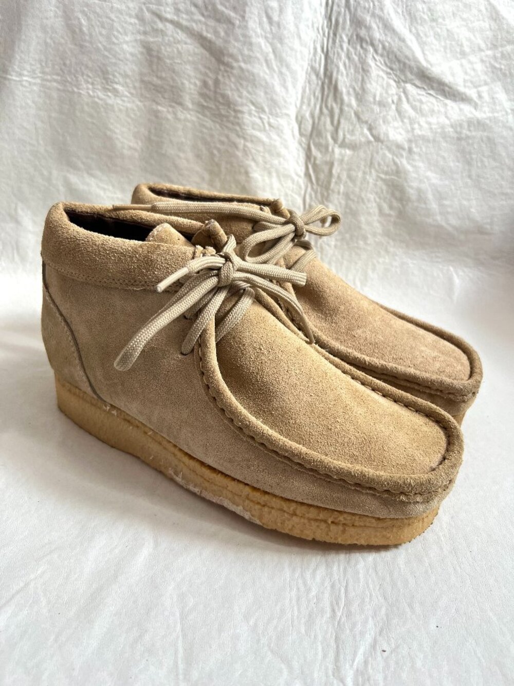Chippewa boots chukka moccasin mens 8.5 M beige suede lace up crepe sole